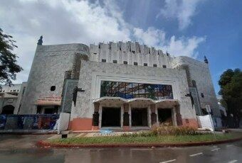 Metropolitan Theatre di Manila